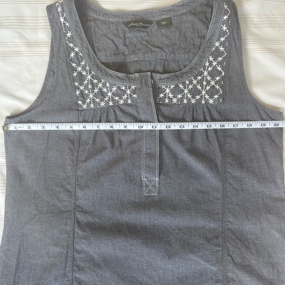 Eddie Bauer Tank Size Large - Picture 5 of 5